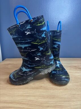 Kids Light Up Waterproof Rain Boots - Blue
